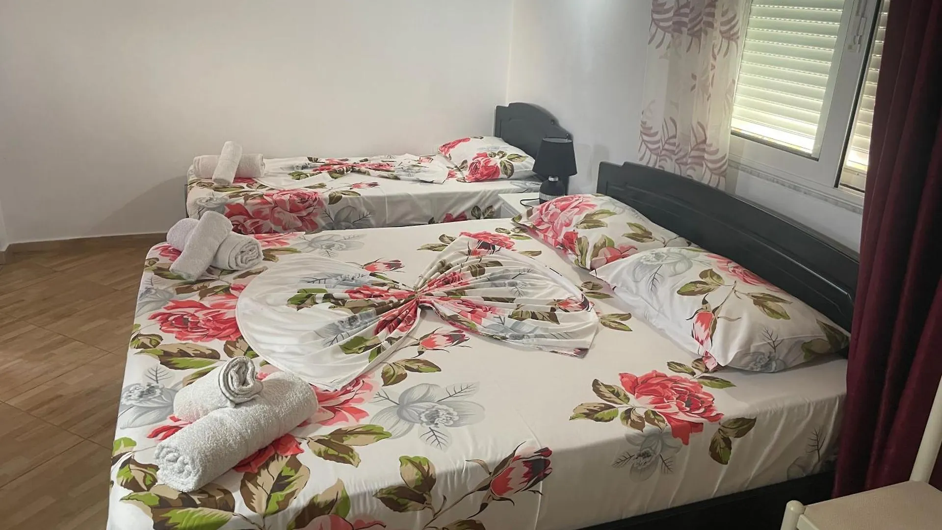Nino'S Rooms Sarande Guest house