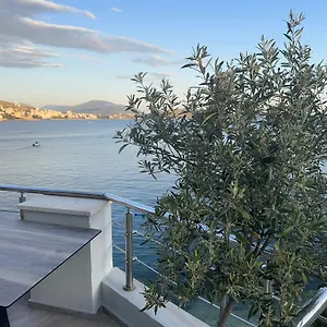 Hotell Royal, Sarandë